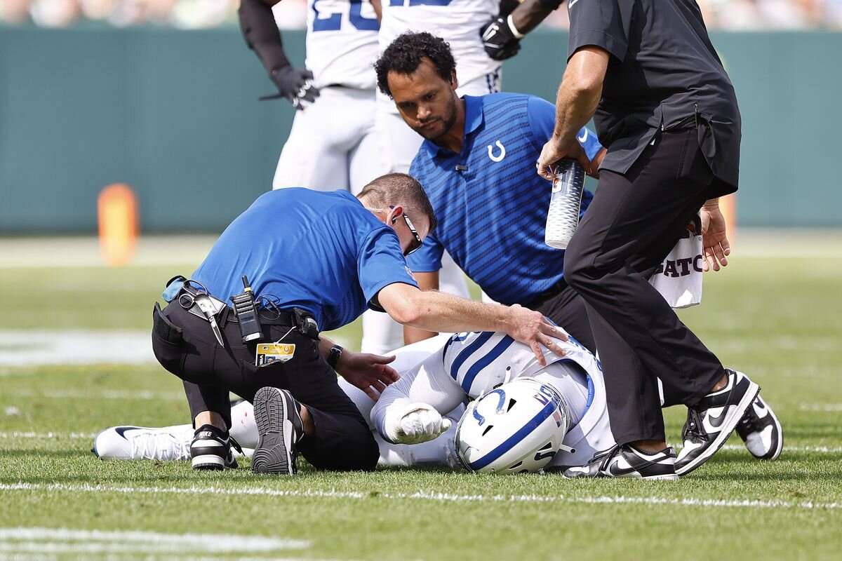 CBS Sport: Colts favorite player sustained “Serious” ankle injury during game against Packers.